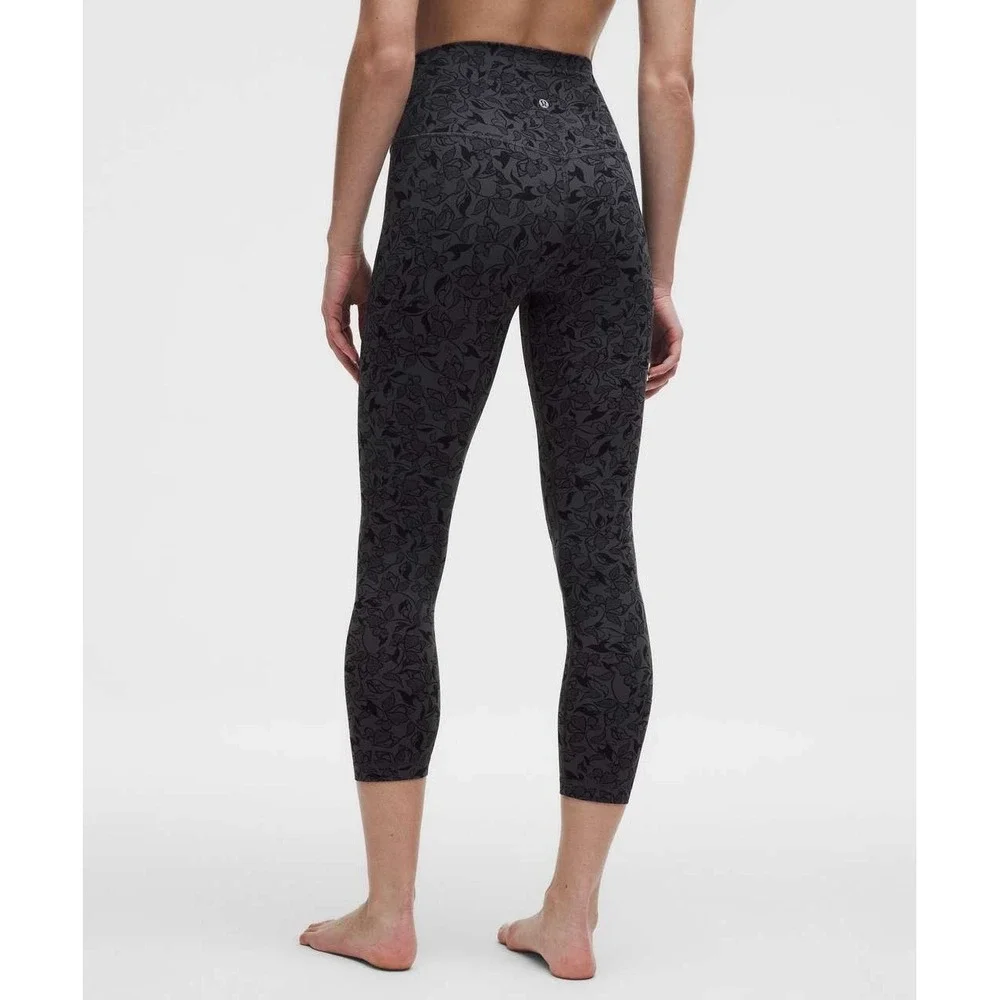lululemon athletica size grey
